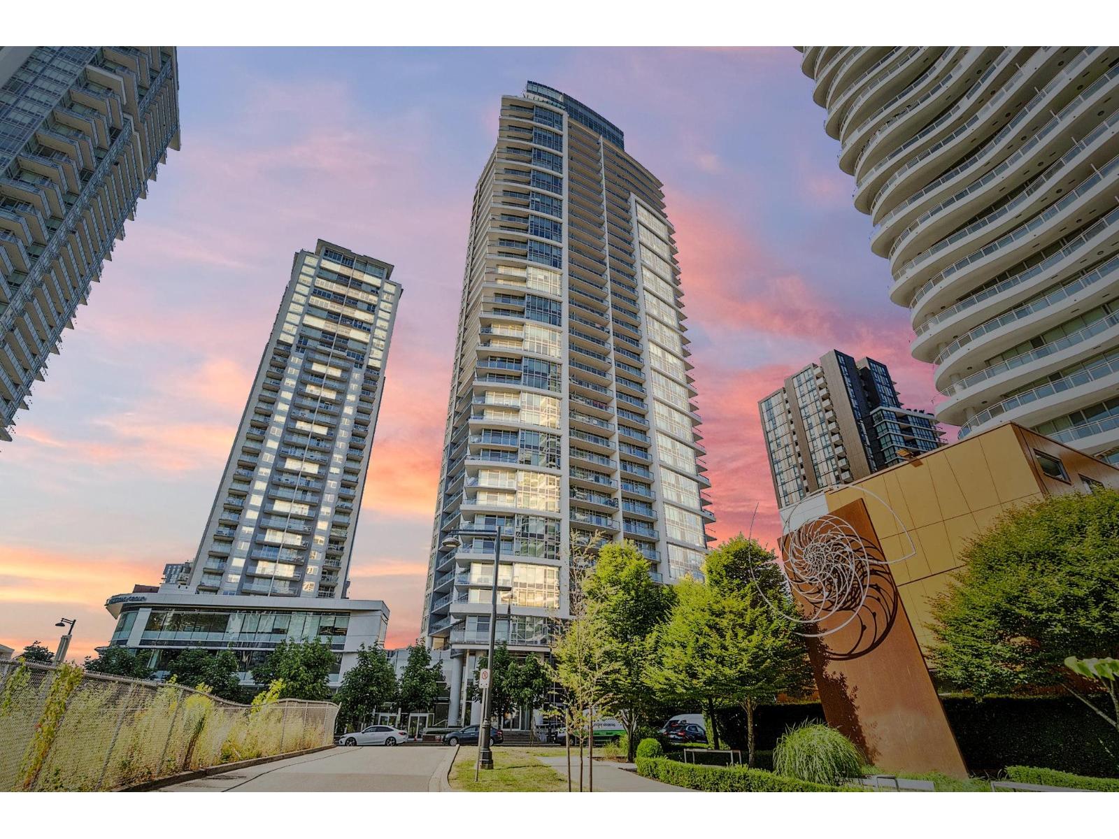 1010 13308 CENTRAL AVENUE, Surrey, British Columbia