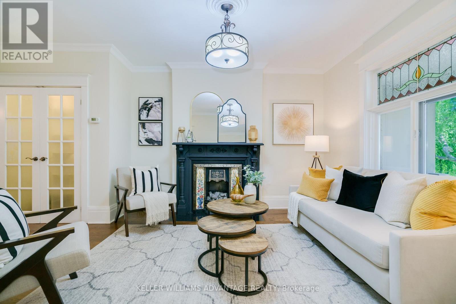 76 Sparkhall Avenue, Toronto, Ontario  M4K 1G6 - Photo 10 - E12756894