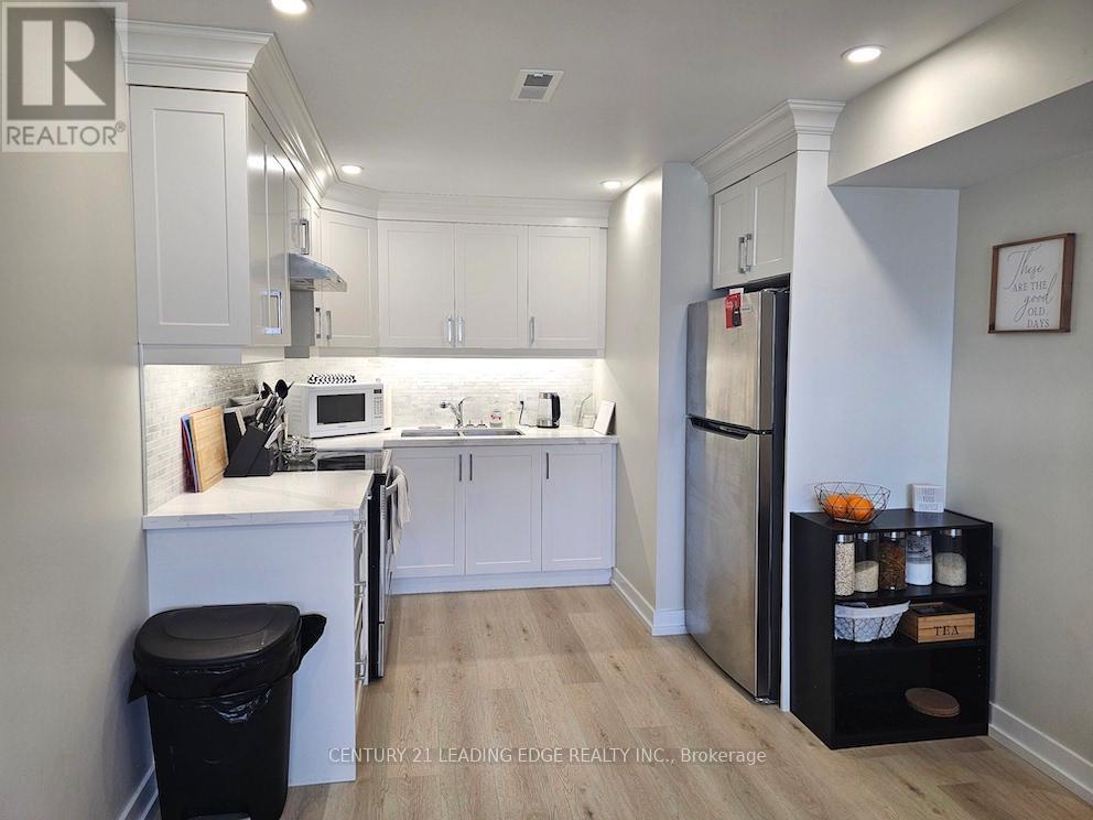 40 Waywell Street, Whitby, Ontario  L1N 8N9 - Photo 40 - E12756774