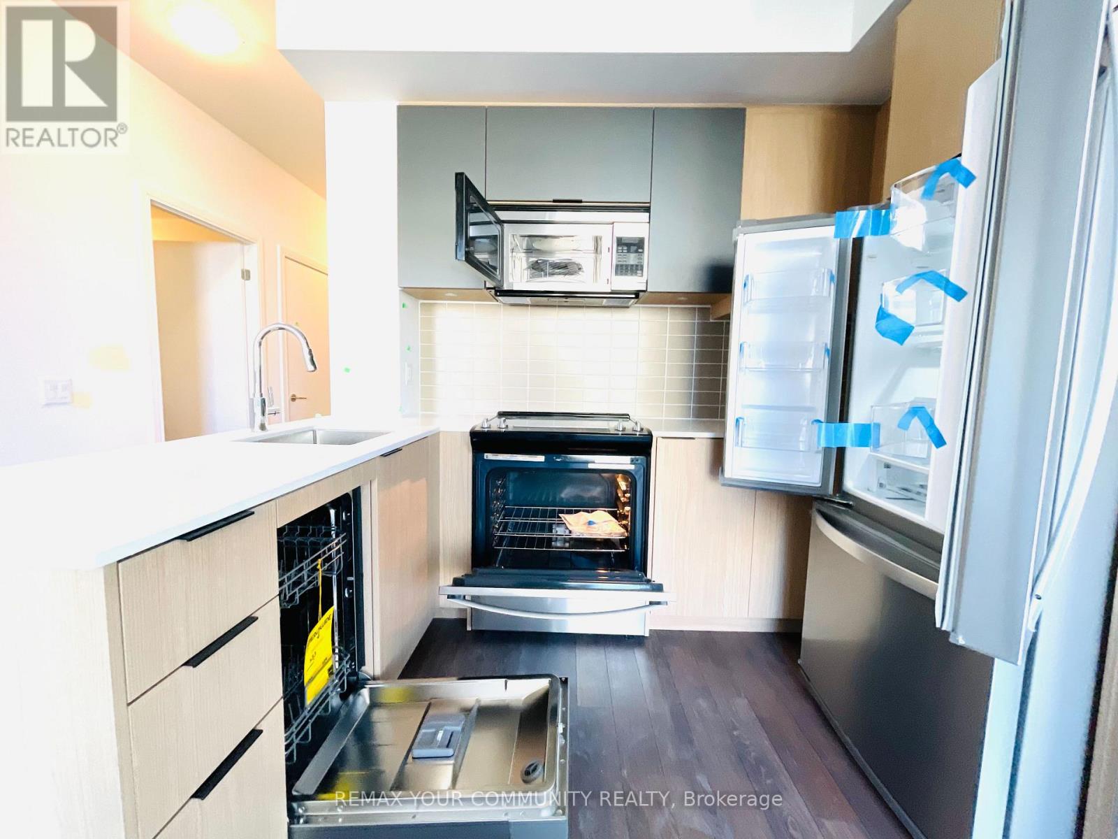 1204 - 1350 Ellesmere Road, Toronto, Ontario  M1P 0G9 - Photo 8 - E12756830