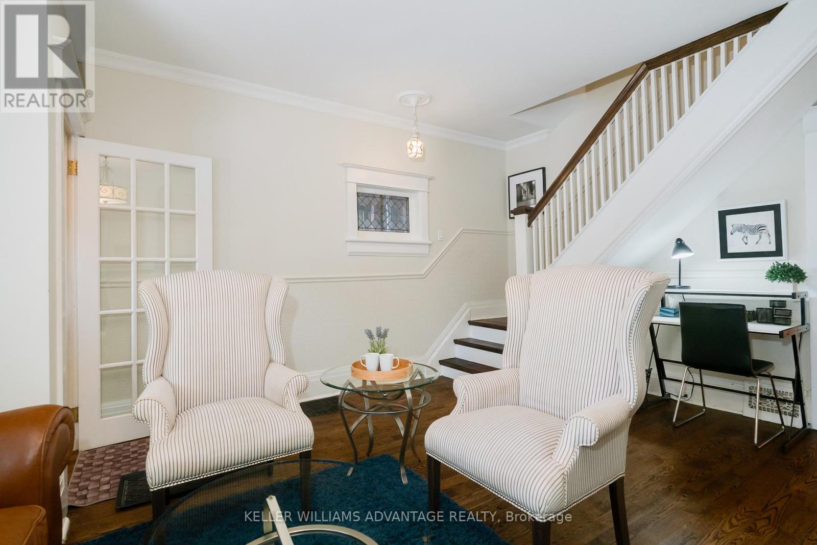 76 Sparkhall Avenue, Toronto, Ontario  M4K 1G6 - Photo 11 - E12756894