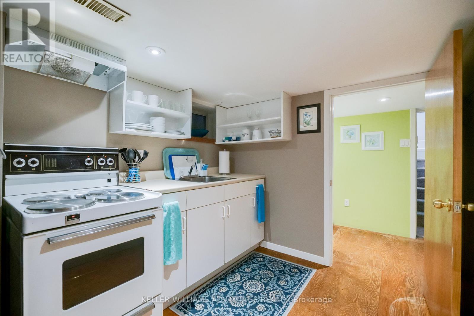 76 Sparkhall Avenue, Toronto, Ontario  M4K 1G6 - Photo 39 - E12756894