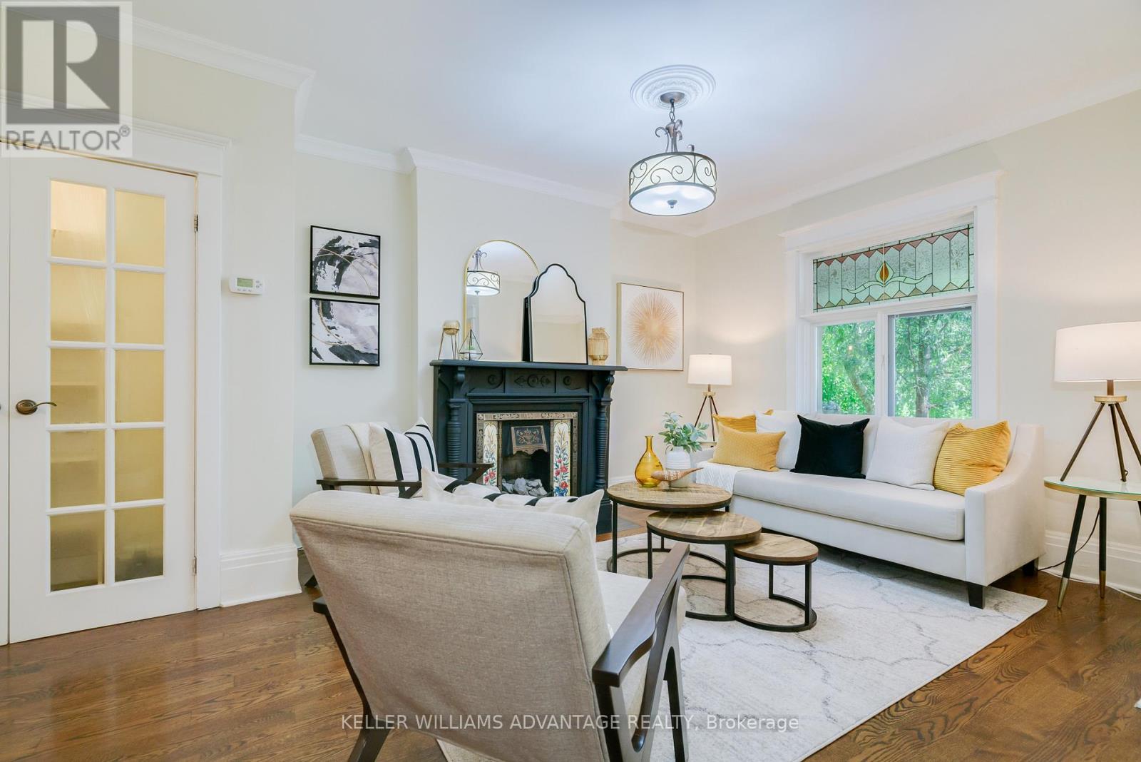 76 Sparkhall Avenue, Toronto, Ontario  M4K 1G6 - Photo 5 - E12756894