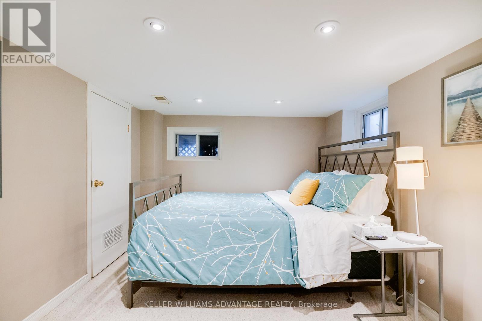 76 Sparkhall Avenue, Toronto, Ontario  M4K 1G6 - Photo 37 - E12756894