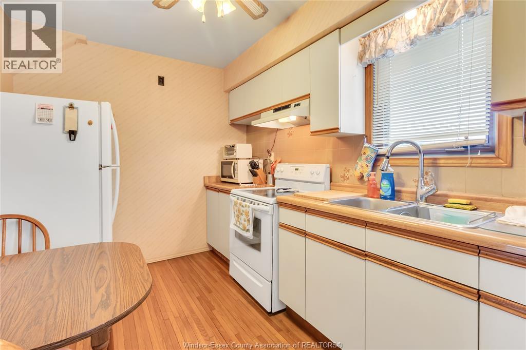 903 Grand Marais, Windsor, Ontario  N8X 3M9 - Photo 14 - 26002585