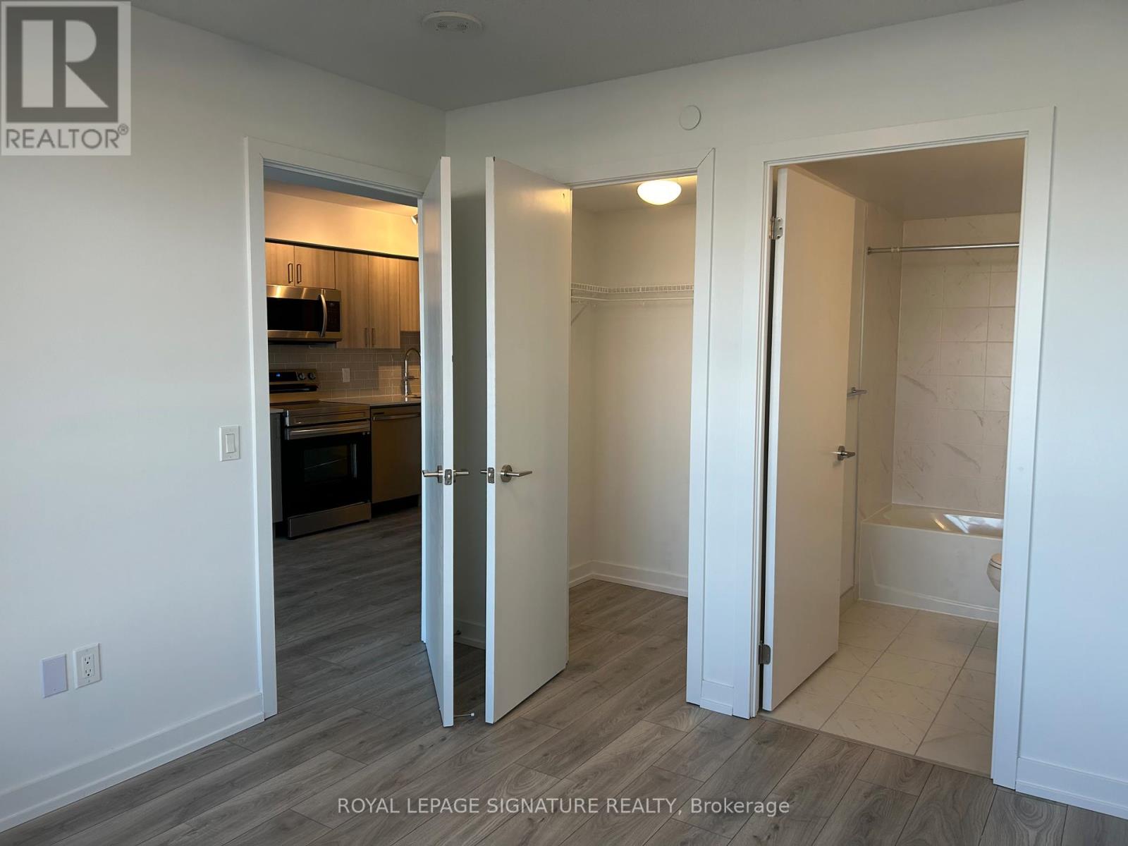 301 - 1455 Celebration Drive, Pickering, Ontario  L1W 1L8 - Photo 19 - E12757596