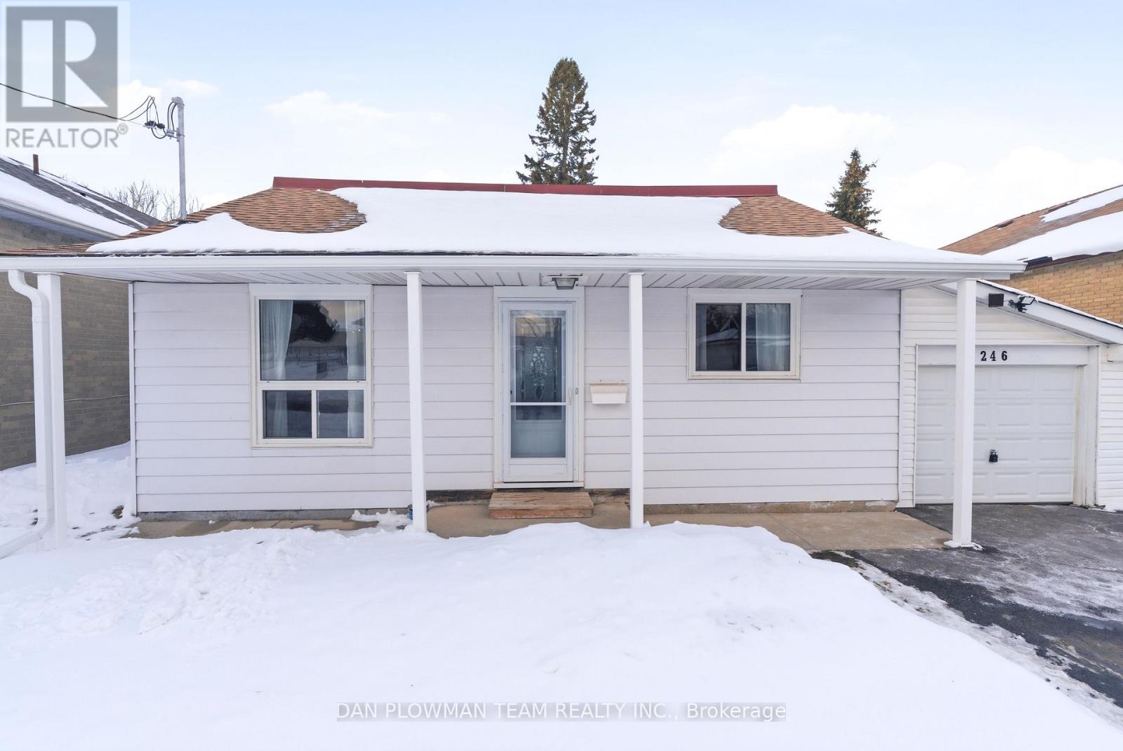 246 Conant Street, Oshawa, Ontario  L1H 3S4 - Photo 3 - E12757712