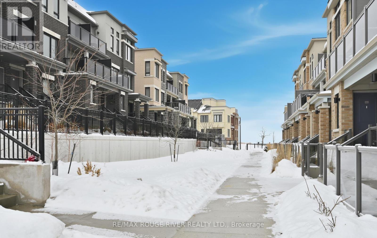 33d Lookout Drive, Clarington, Ontario  L1C 7G1 - Photo 7 - E12757720