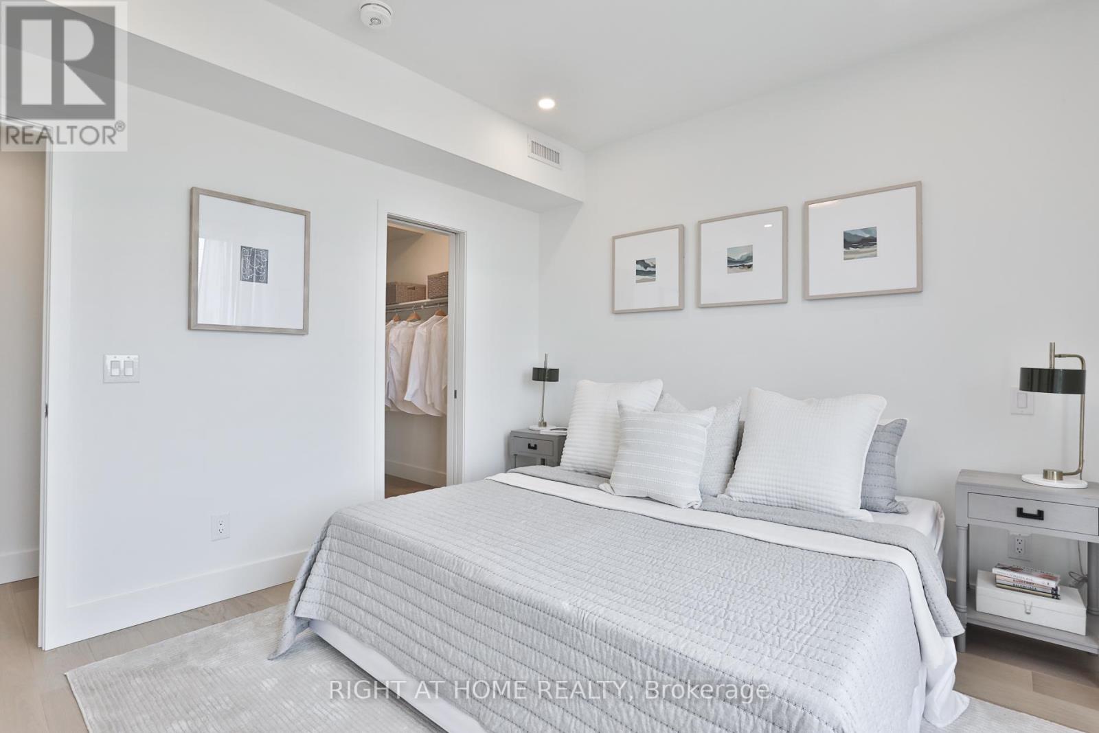 Sky - 2343 Gerrard Street E, Toronto, Ontario  M4E 2E6 - Photo 18 - E12757782