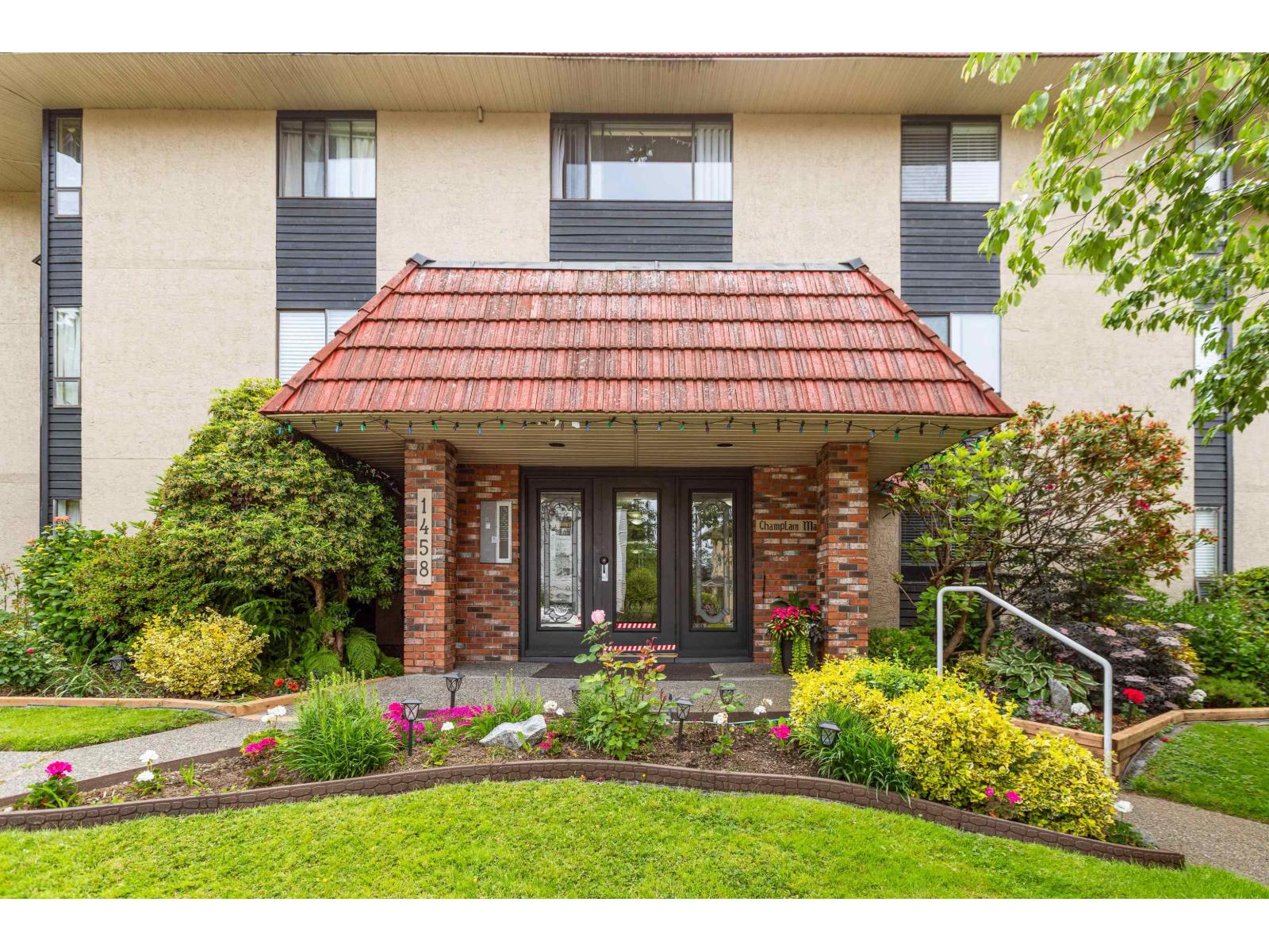 204 1458 BLACKWOOD STREET, White Rock, British Columbia