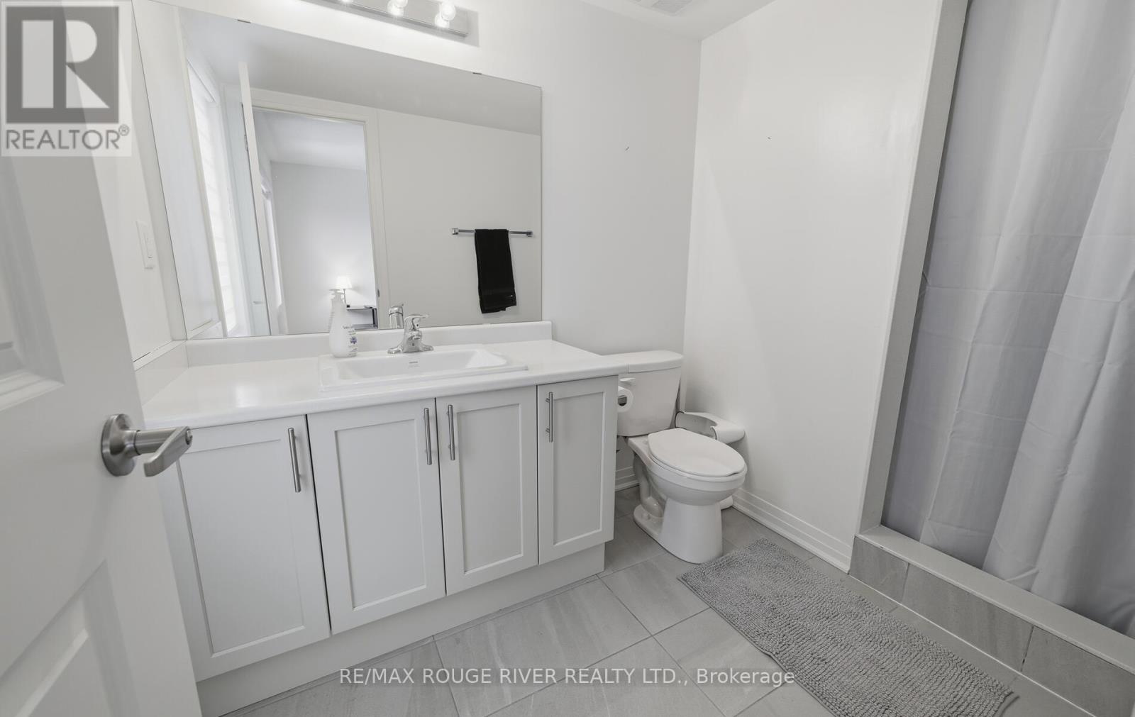 33d Lookout Drive, Clarington, Ontario  L1C 7G1 - Photo 44 - E12757720