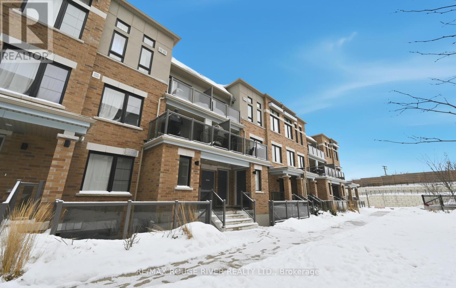 33d Lookout Drive, Clarington, Ontario  L1C 7G1 - Photo 2 - E12757720