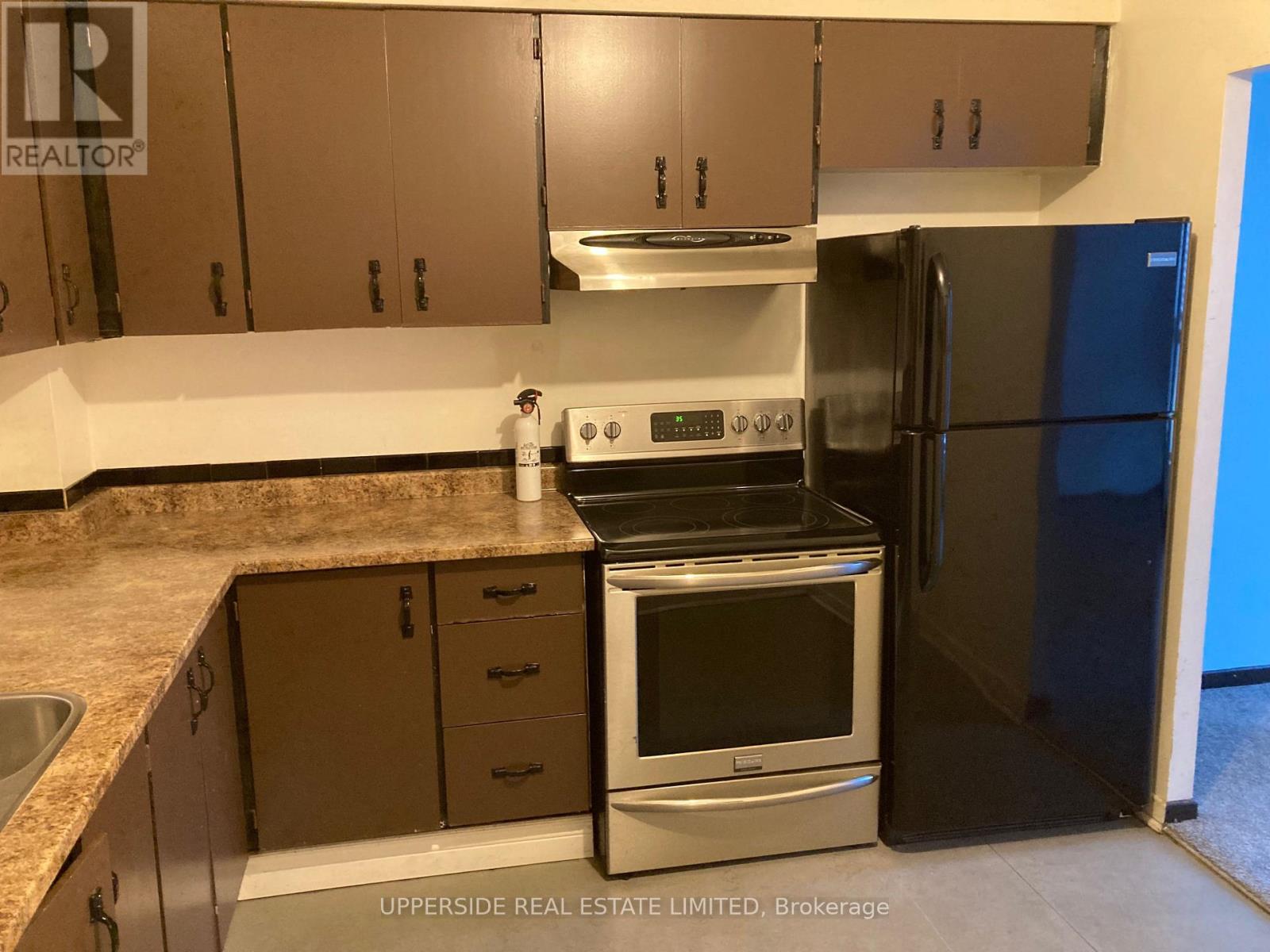 Upper - 428 Queen Street W, Toronto, Ontario  M5V 2A7 - Photo 4 - C12758036