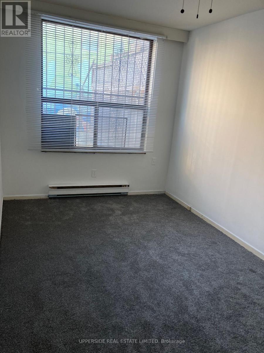 Upper - 428 Queen Street W, Toronto, Ontario  M5V 2A7 - Photo 5 - C12758036