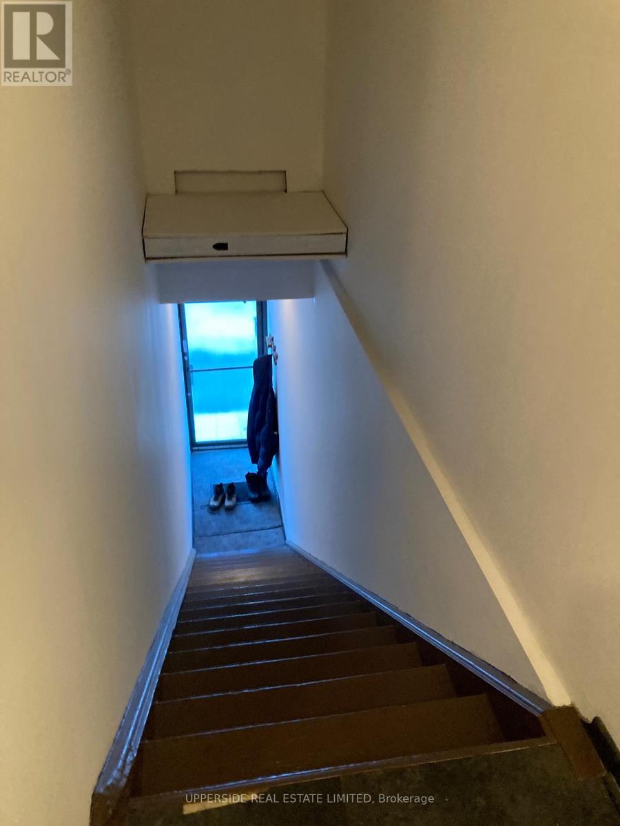 Upper - 428 Queen Street W, Toronto, Ontario  M5V 2A7 - Photo 8 - C12758036