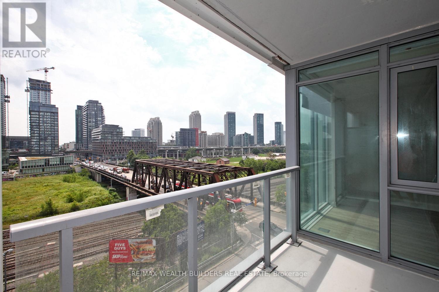 504w - 27 Bathurst Street, Toronto, Ontario  M5V 1C1 - Photo 27 - C12758084