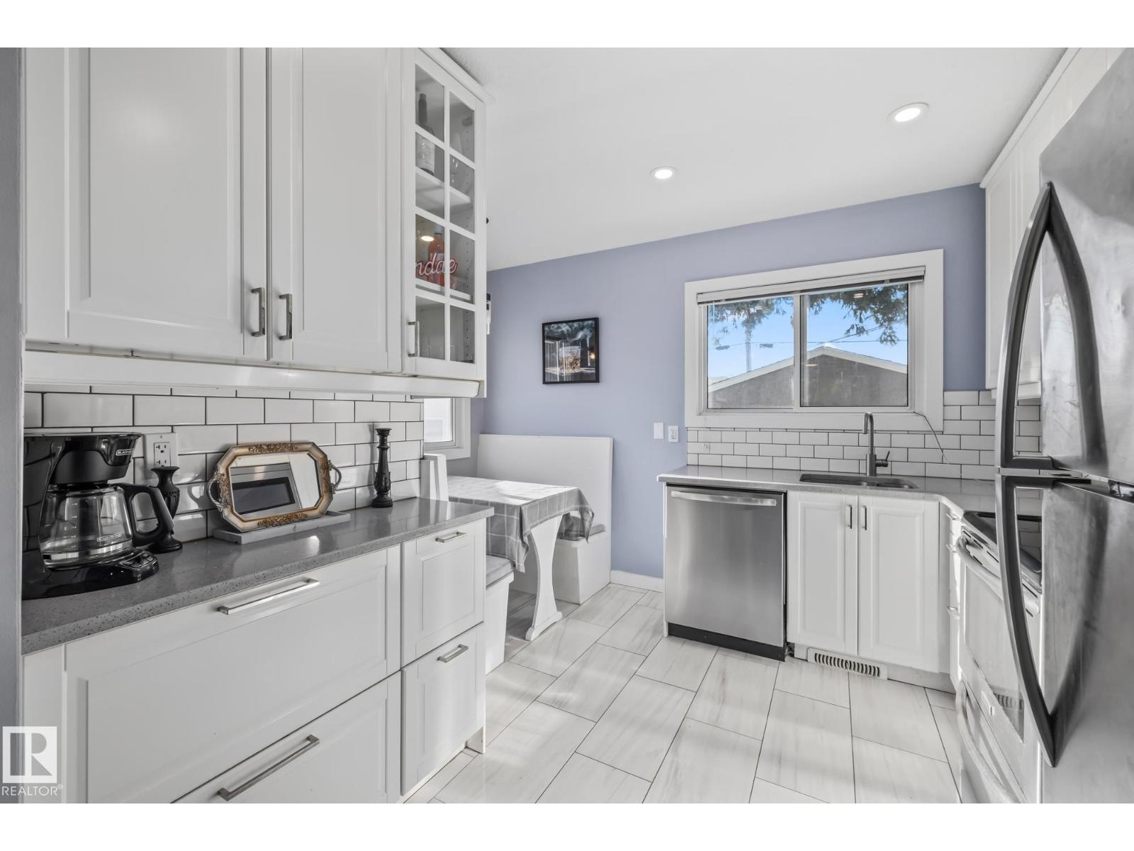 13608 137 St Nw, Edmonton, Alberta  T5L 2B3 - Photo 8 - E4472189