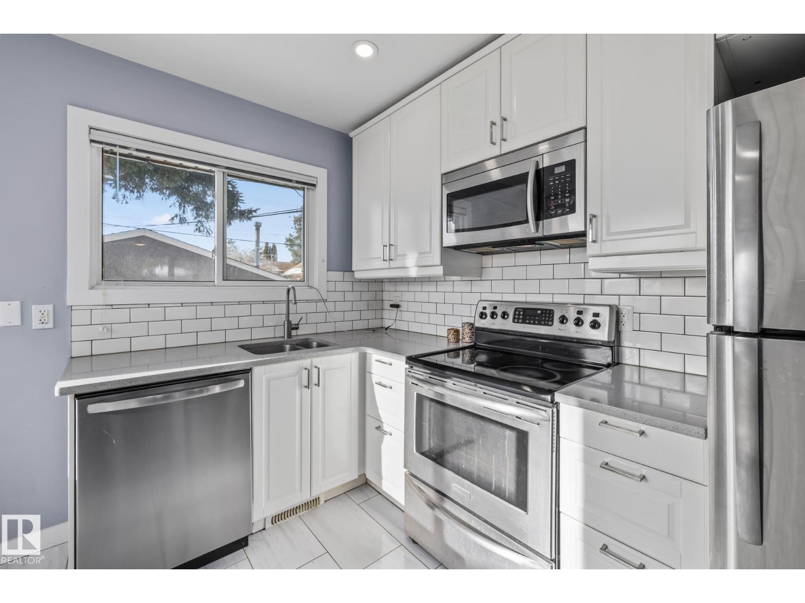 13608 137 St Nw, Edmonton, Alberta  T5L 2B3 - Photo 9 - E4472189