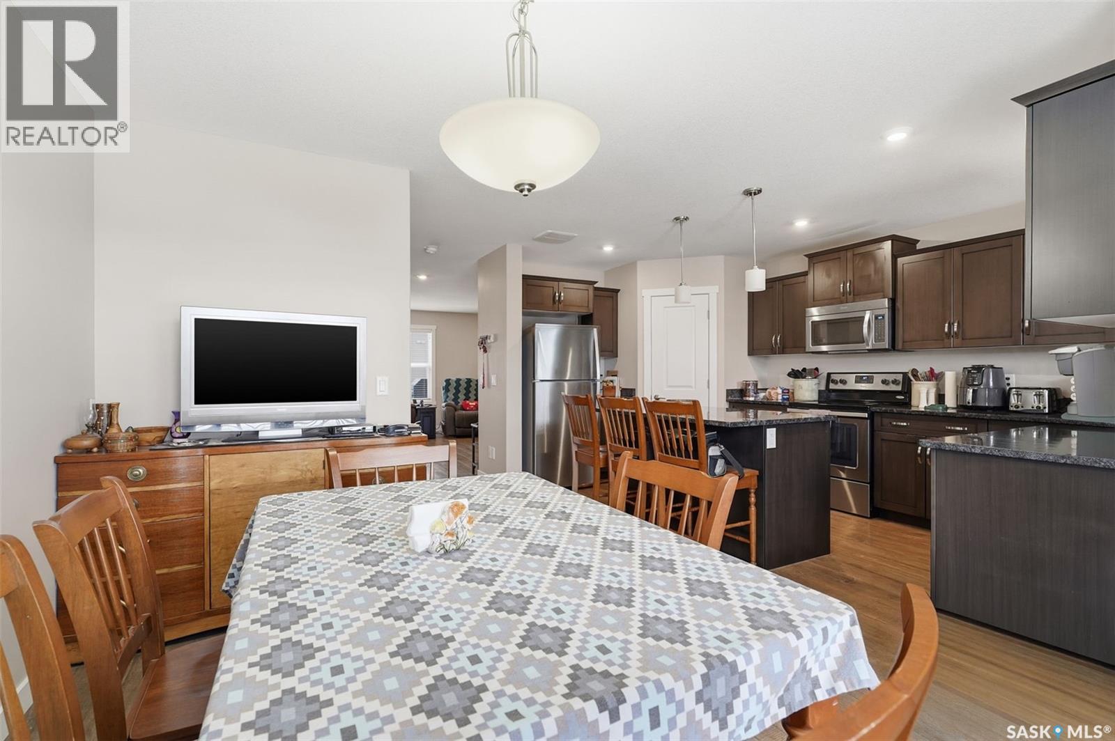 556 Pringle Crescent, Saskatoon, Saskatchewan  S7T 1C9 - Photo 9 - SK027929