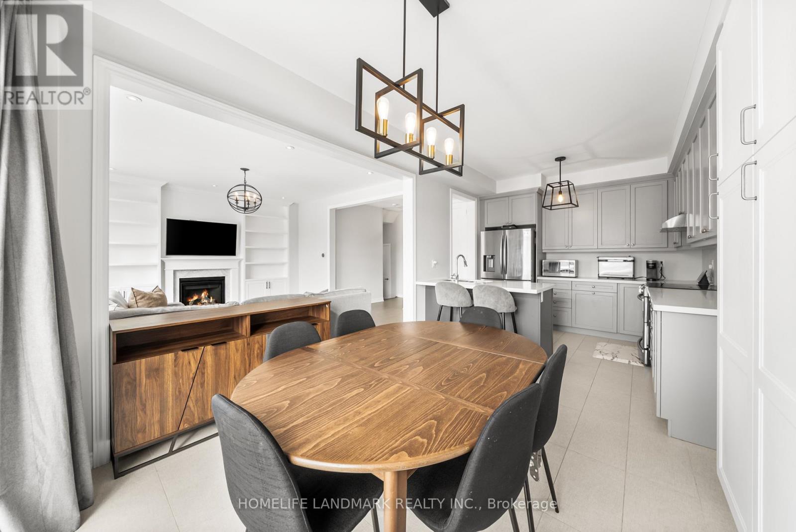 64 Bremner Street, Whitby, Ontario  L1R 0P9 - Photo 13 - E12758080