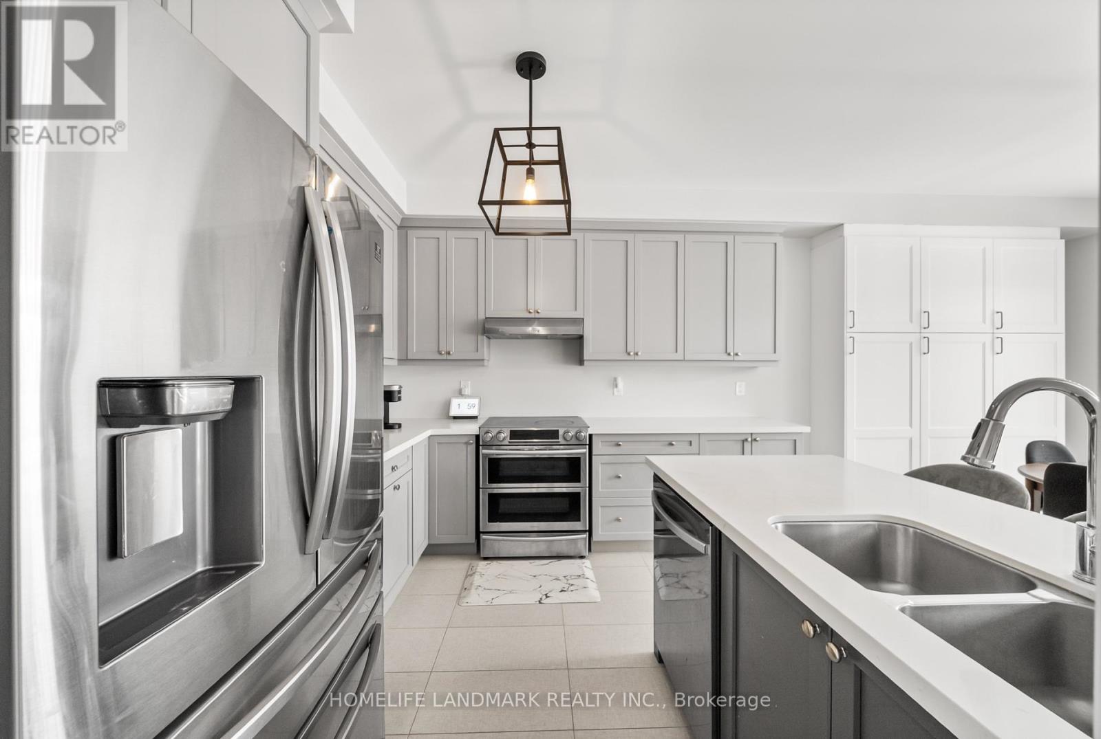 64 Bremner Street, Whitby, Ontario  L1R 0P9 - Photo 18 - E12758080