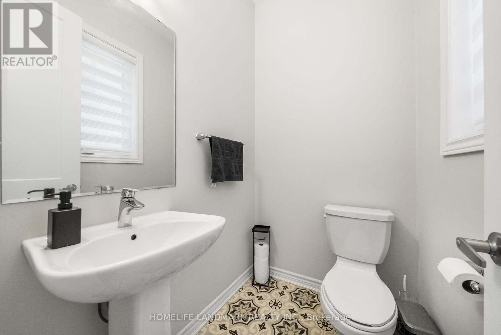 64 Bremner Street, Whitby, Ontario  L1R 0P9 - Photo 20 - E12758080