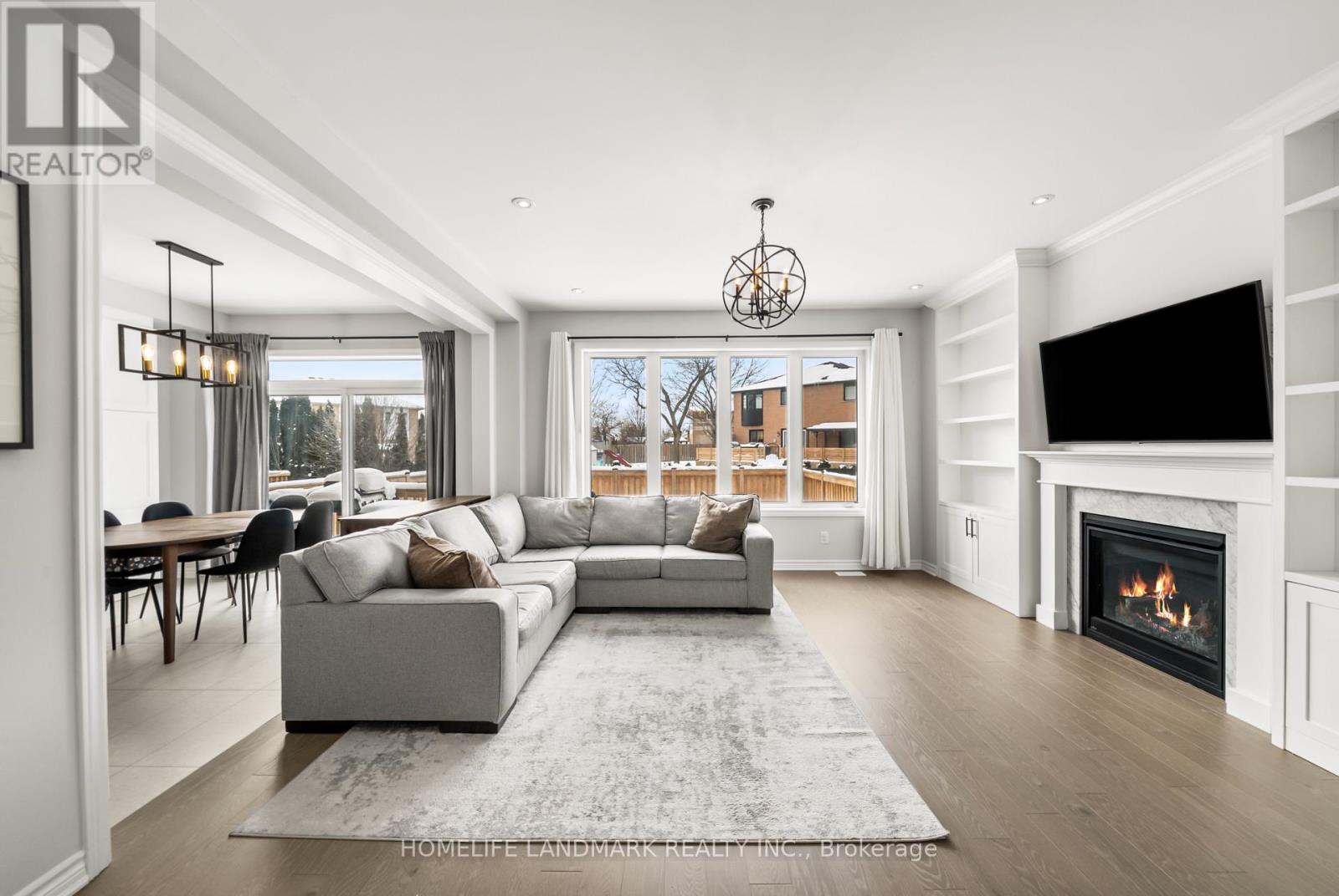 64 Bremner Street, Whitby, Ontario  L1R 0P9 - Photo 4 - E12758080