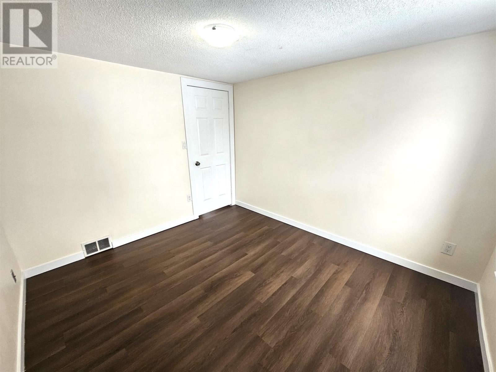 359 Farwell Ter, Sault Ste. Marie, Ontario  P6C 4B6 - Photo 18 - SM260227