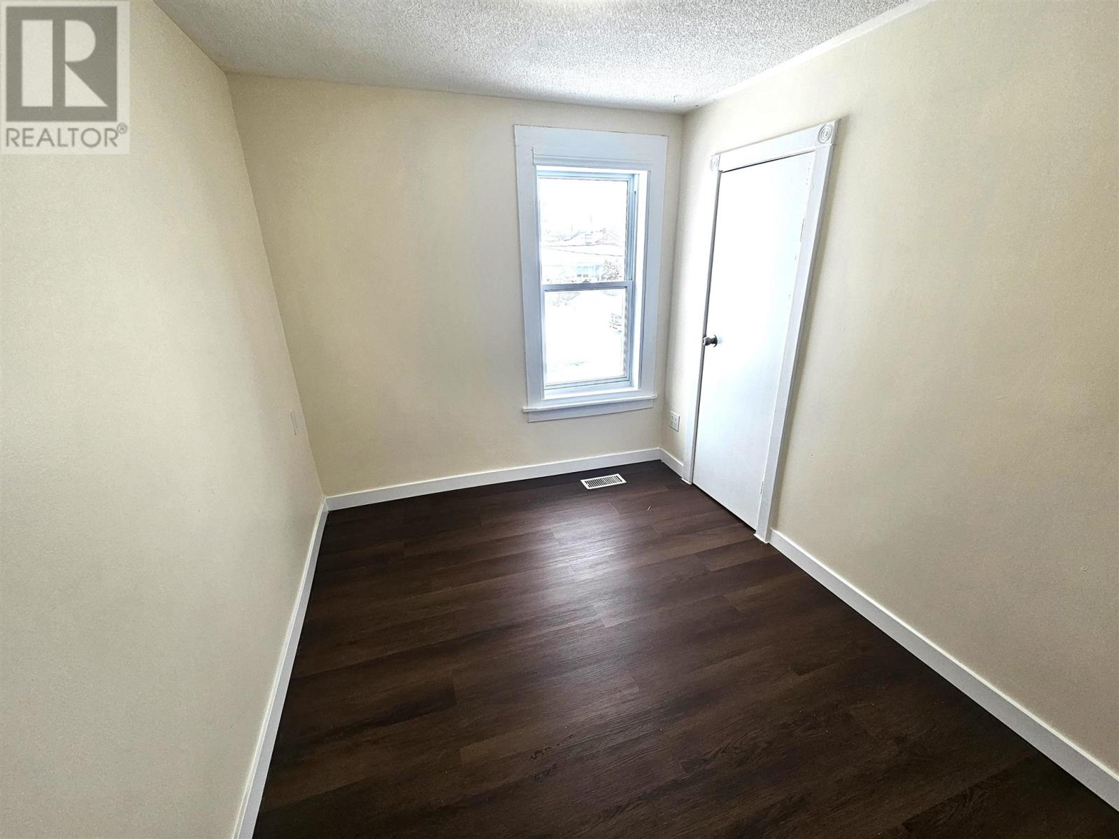 359 Farwell Ter, Sault Ste. Marie, Ontario  P6C 4B6 - Photo 17 - SM260227