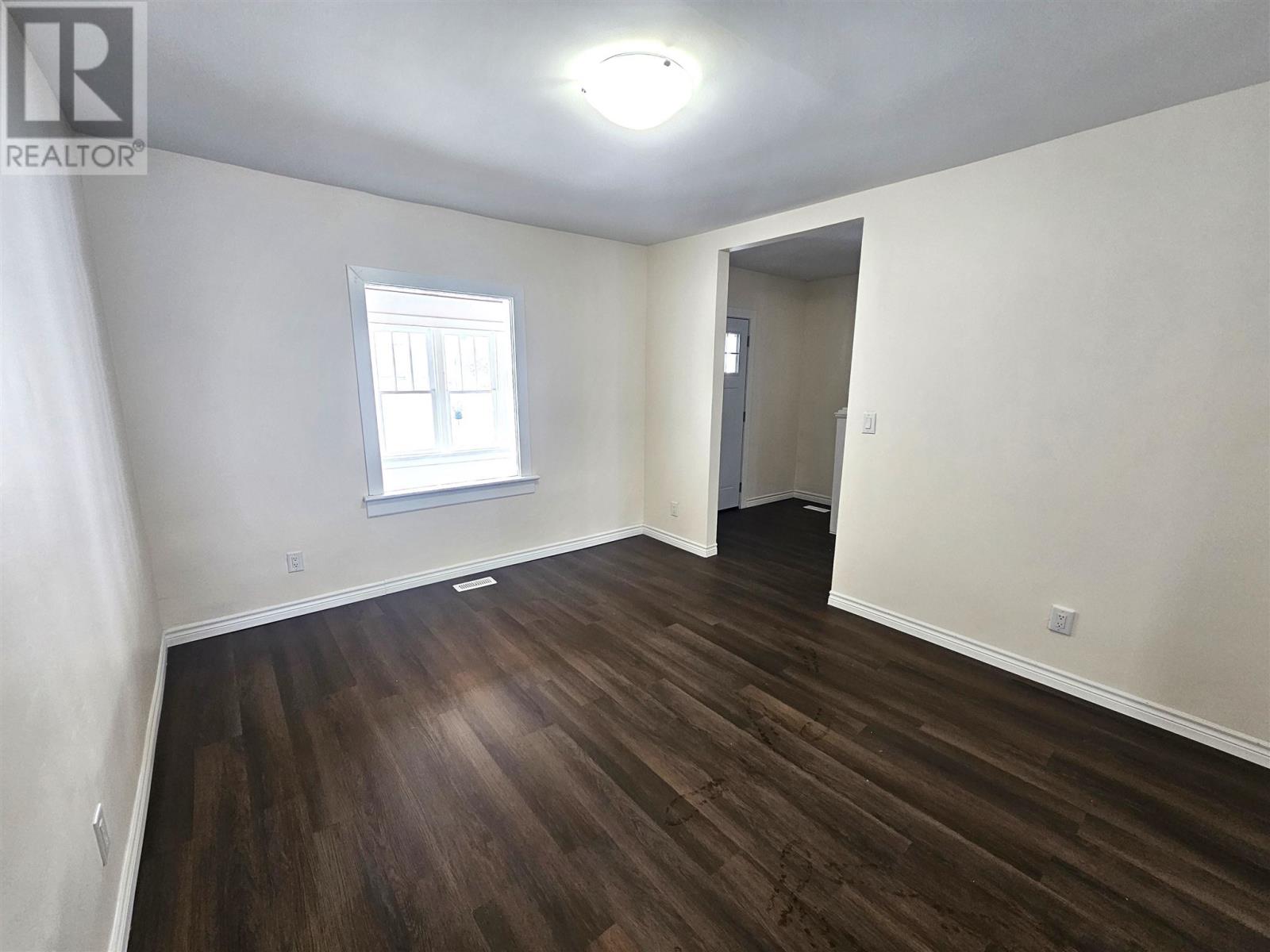 359 Farwell Ter, Sault Ste. Marie, Ontario  P6C 4B6 - Photo 7 - SM260227