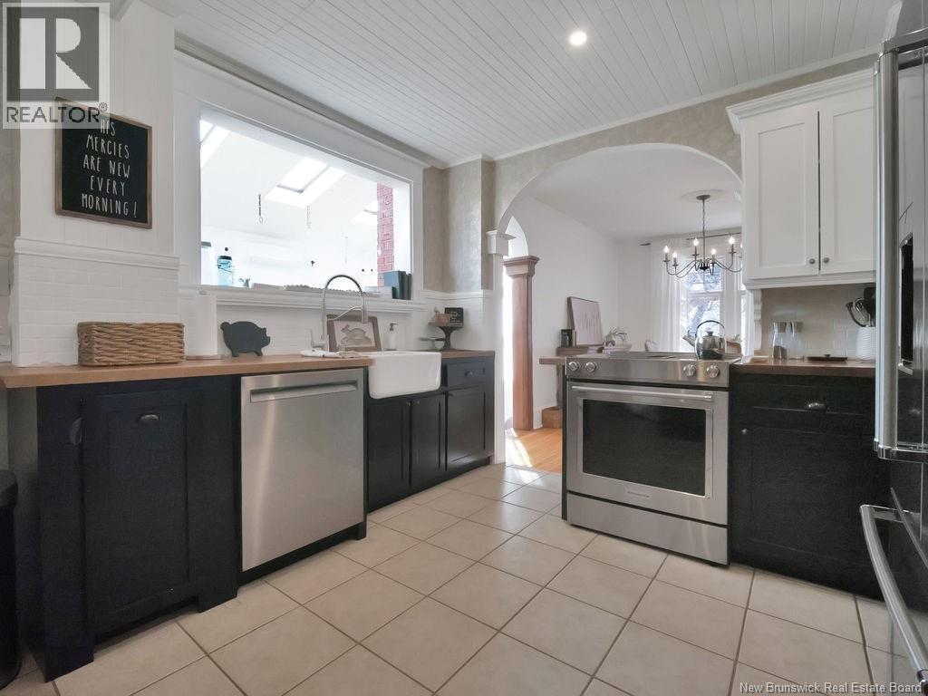 189 Highfield Street, Moncton, New Brunswick E1C 5P5 - Photo 5 - NB115473
