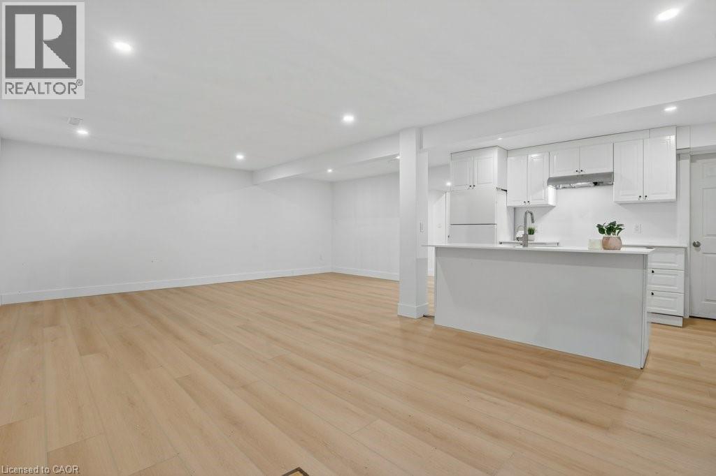 614 Rock Point Crescent, Waterloo, Ontario  N2V 2K3 - Photo 29 - 40802666