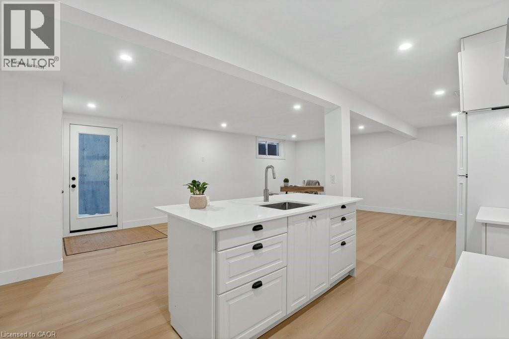 614 Rock Point Crescent, Waterloo, Ontario  N2V 2K3 - Photo 32 - 40802666