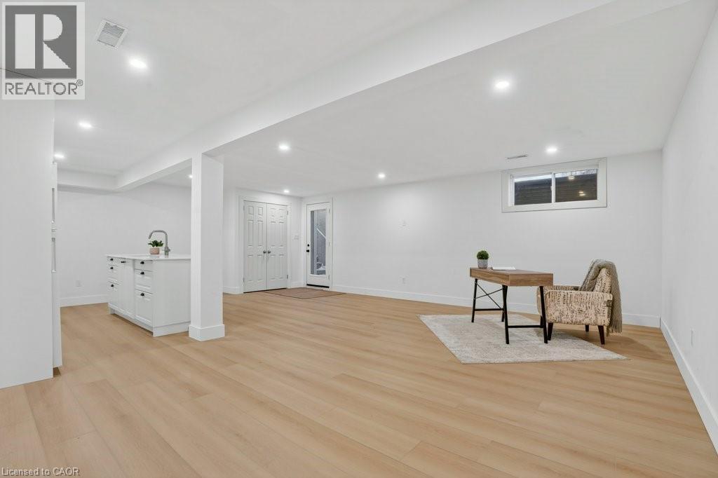 614 Rock Point Crescent, Waterloo, Ontario  N2V 2K3 - Photo 35 - 40802578