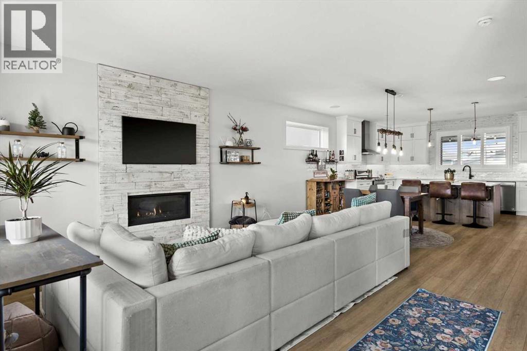 348 South Harmony Drive, Rural Rocky View County, Alberta  T3Z 0G3 - Photo 9 - A2278899