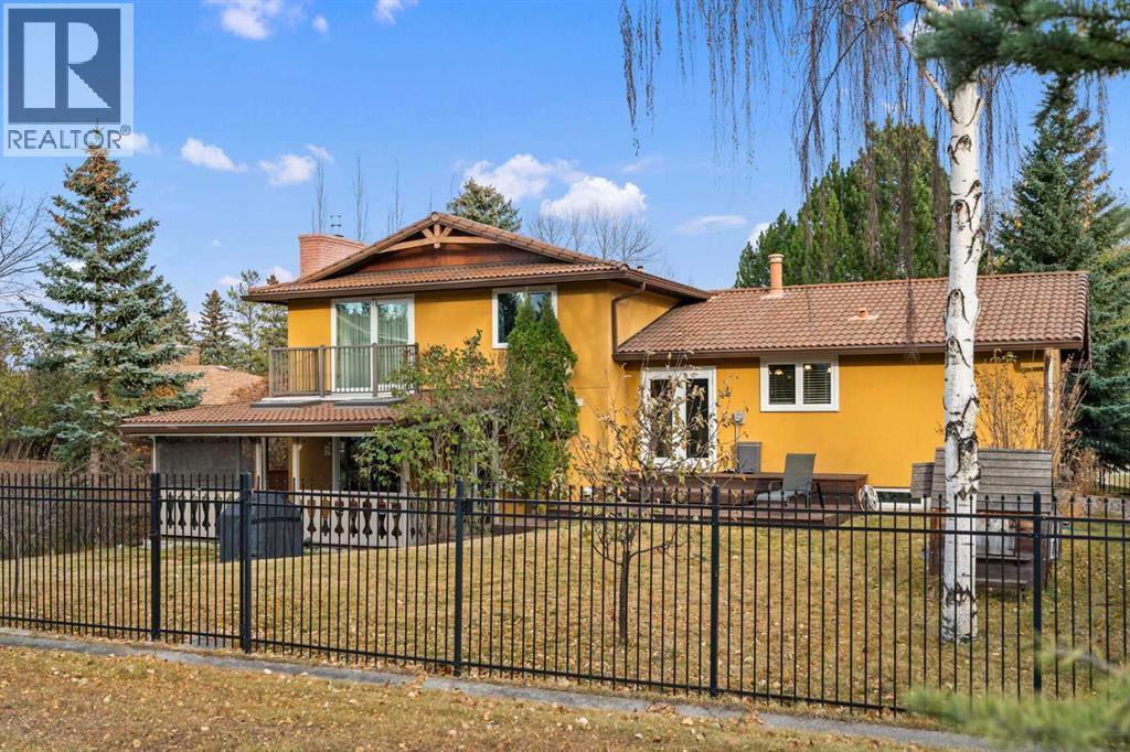 124 Canterbury Drive SW, Calgary, Alberta