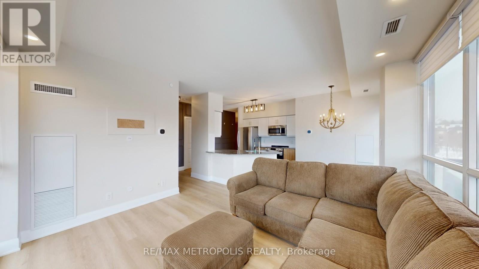 318 - 4700 Highway 7, Vaughan, Ontario  L4L 0B4 - Photo 11 - N12717250