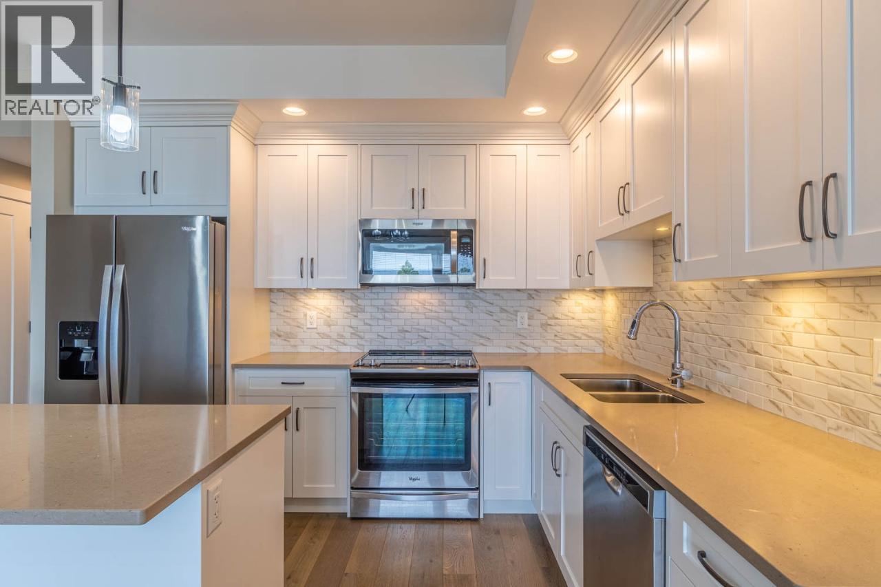 2171 Van Horne Drive Unit# 31, Kamloops, British Columbia  V1S 0E2 - Photo 4 - 10374912