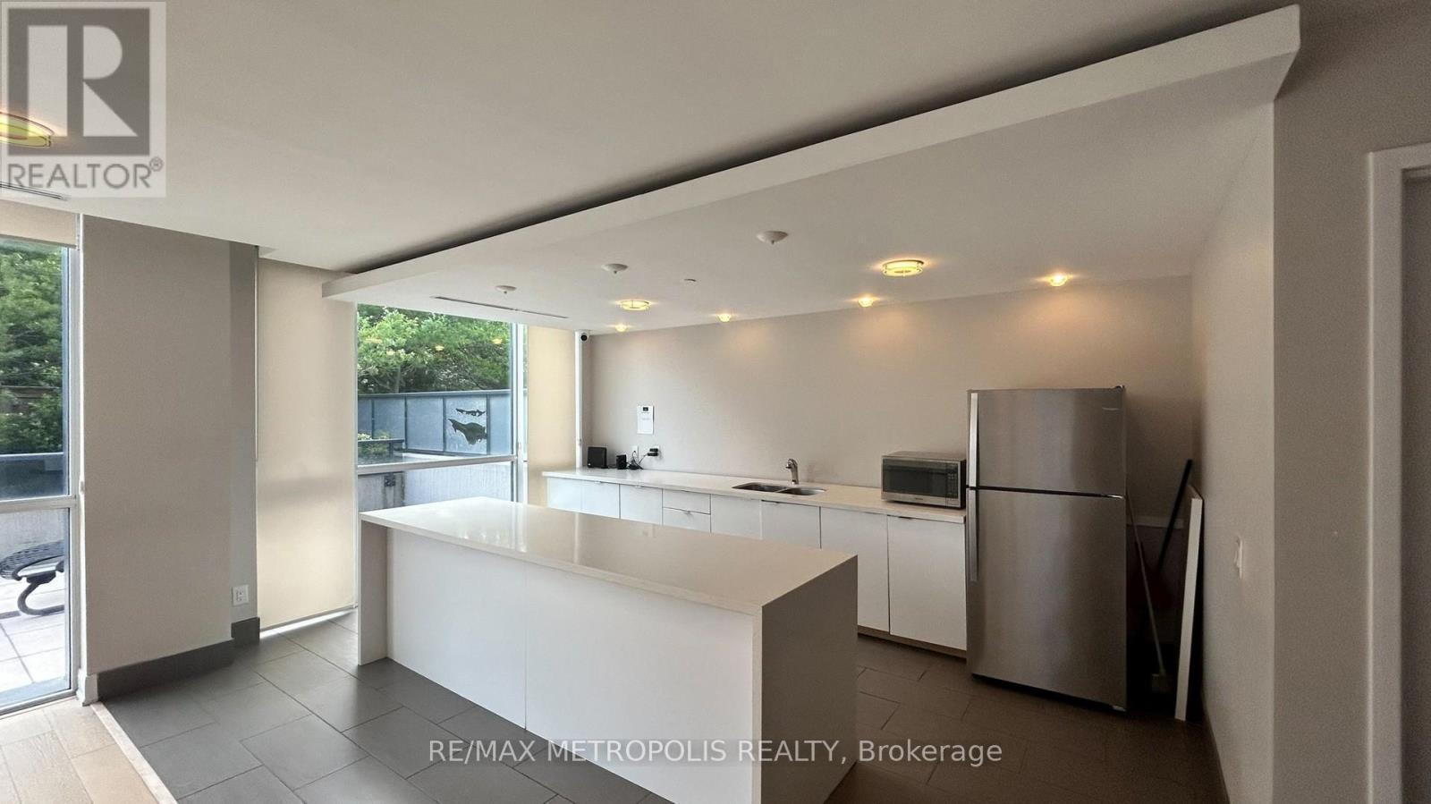 318 - 4700 Highway 7, Vaughan, Ontario  L4L 0B4 - Photo 43 - N12717250