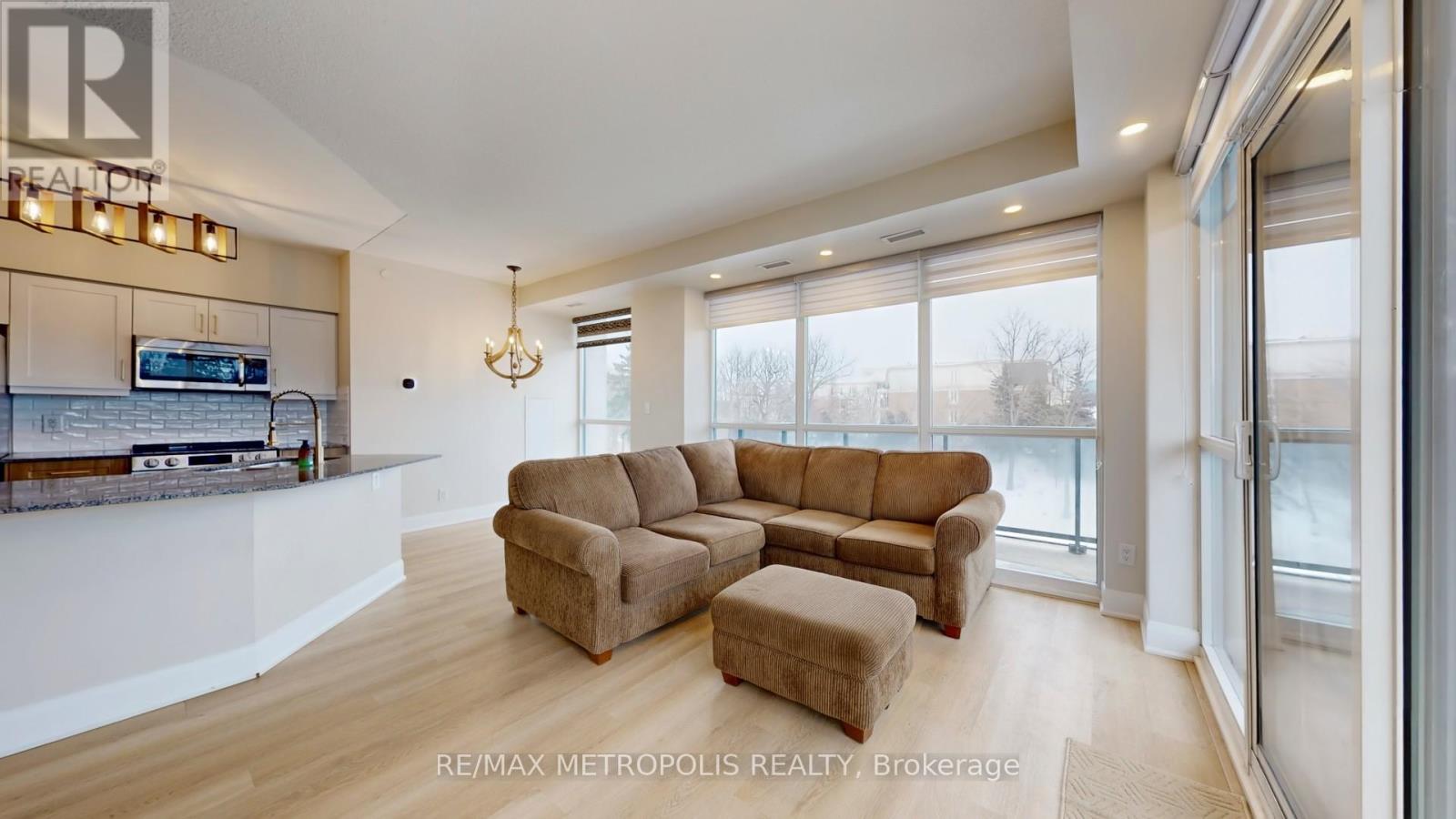 318 - 4700 Highway 7, Vaughan, Ontario  L4L 0B4 - Photo 6 - N12717250