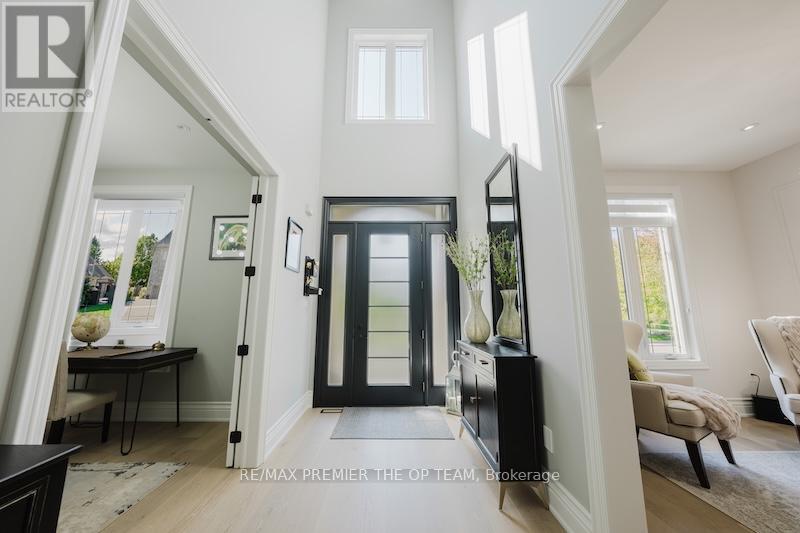 3 Westbrooke Boulevard, King, Ontario  L7B 1N2 - Photo 5 - N12754864