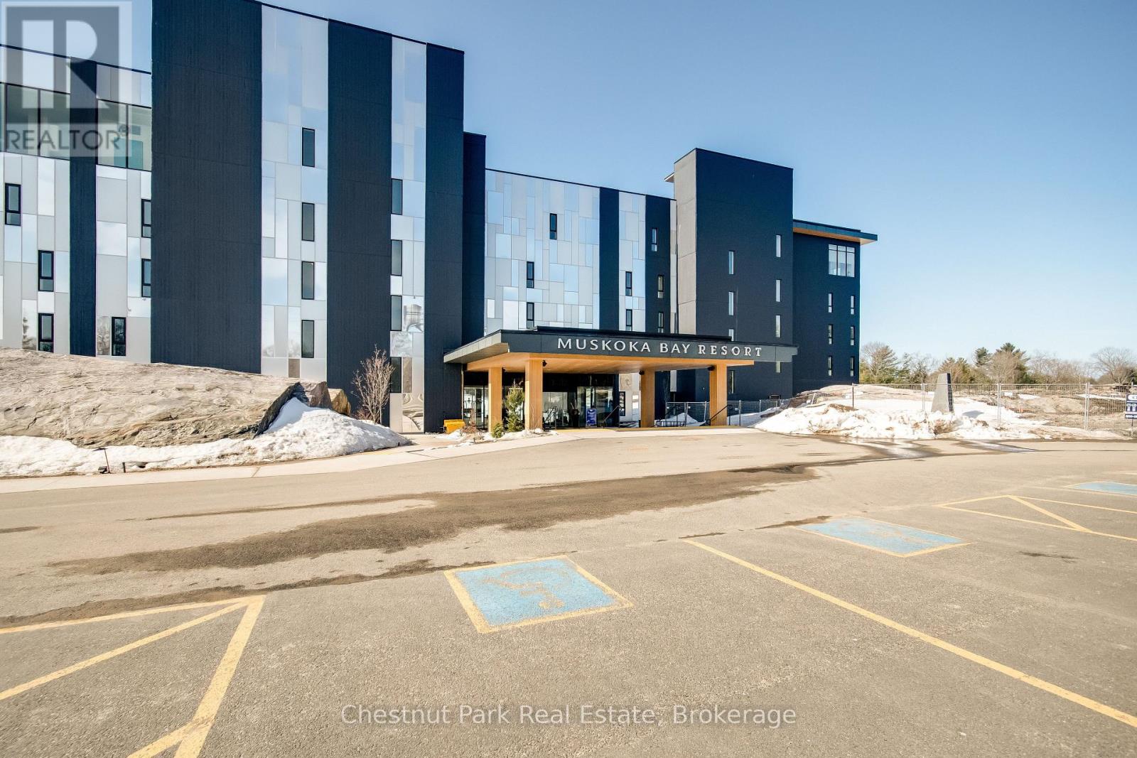 404 - 120 CARRICK TRAIL, Gravenhurst, Ontario