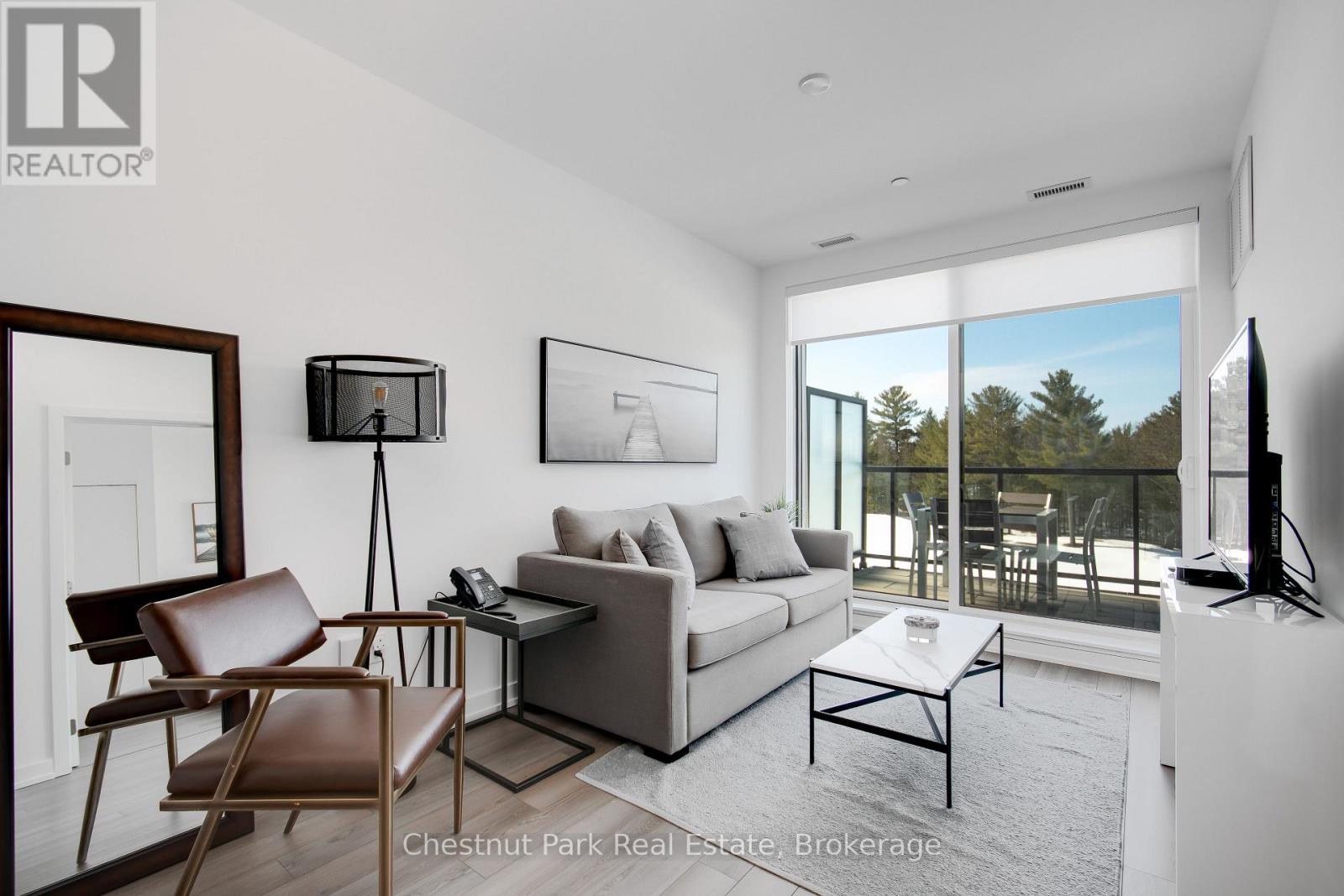 404 - 120 Carrick Trail, Gravenhurst, Ontario  P1P 0A2 - Photo 2 - X12758114