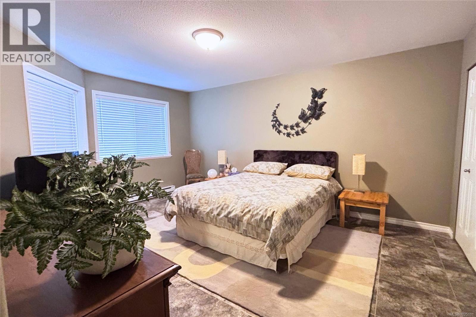 For Sale: 16 1600 Brynmarl Rd, Nanoose Bay, ON | 4 Bed, 3 Bath House for $295,000. See 26 photos!