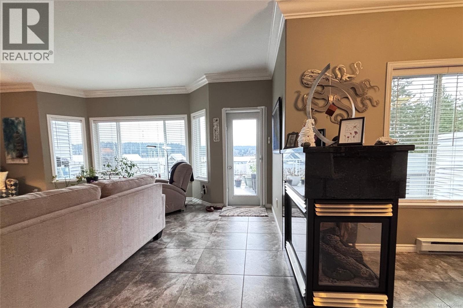 For Sale: 16 1600 Brynmarl Rd, Nanoose Bay, ON | 4 Bed, 3 Bath House for $295,000. See 26 photos!