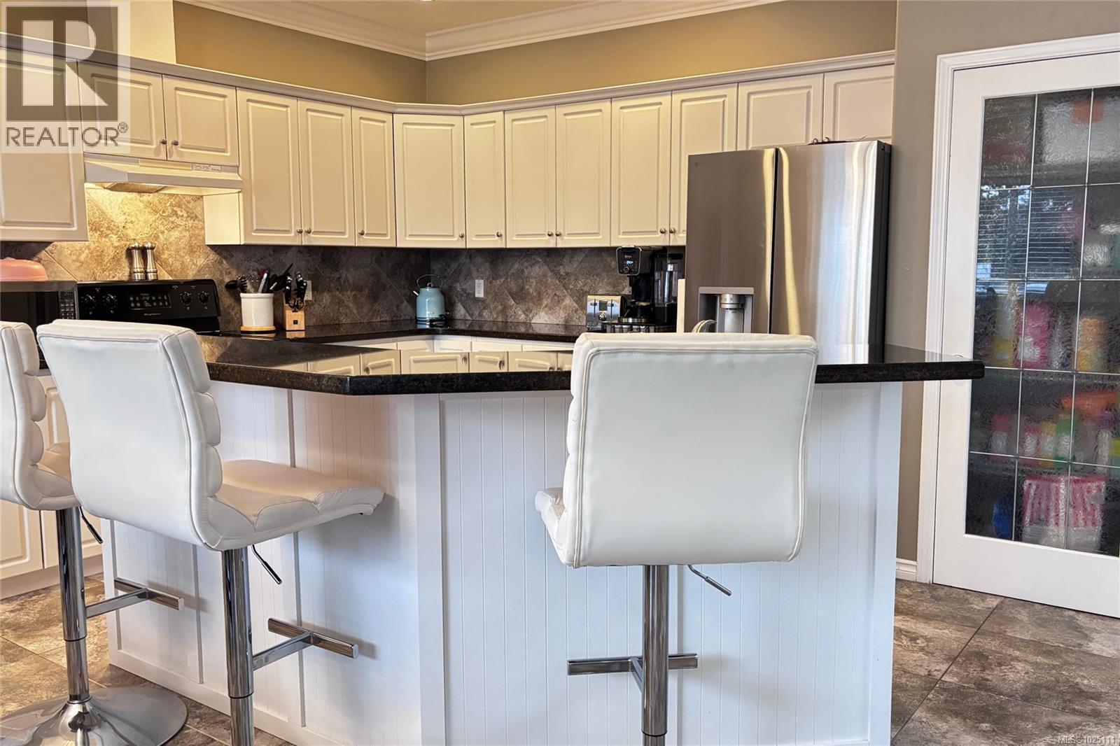 For Sale: 16 1600 Brynmarl Rd, Nanoose Bay, ON | 4 Bed, 3 Bath House for $295,000. See 26 photos!