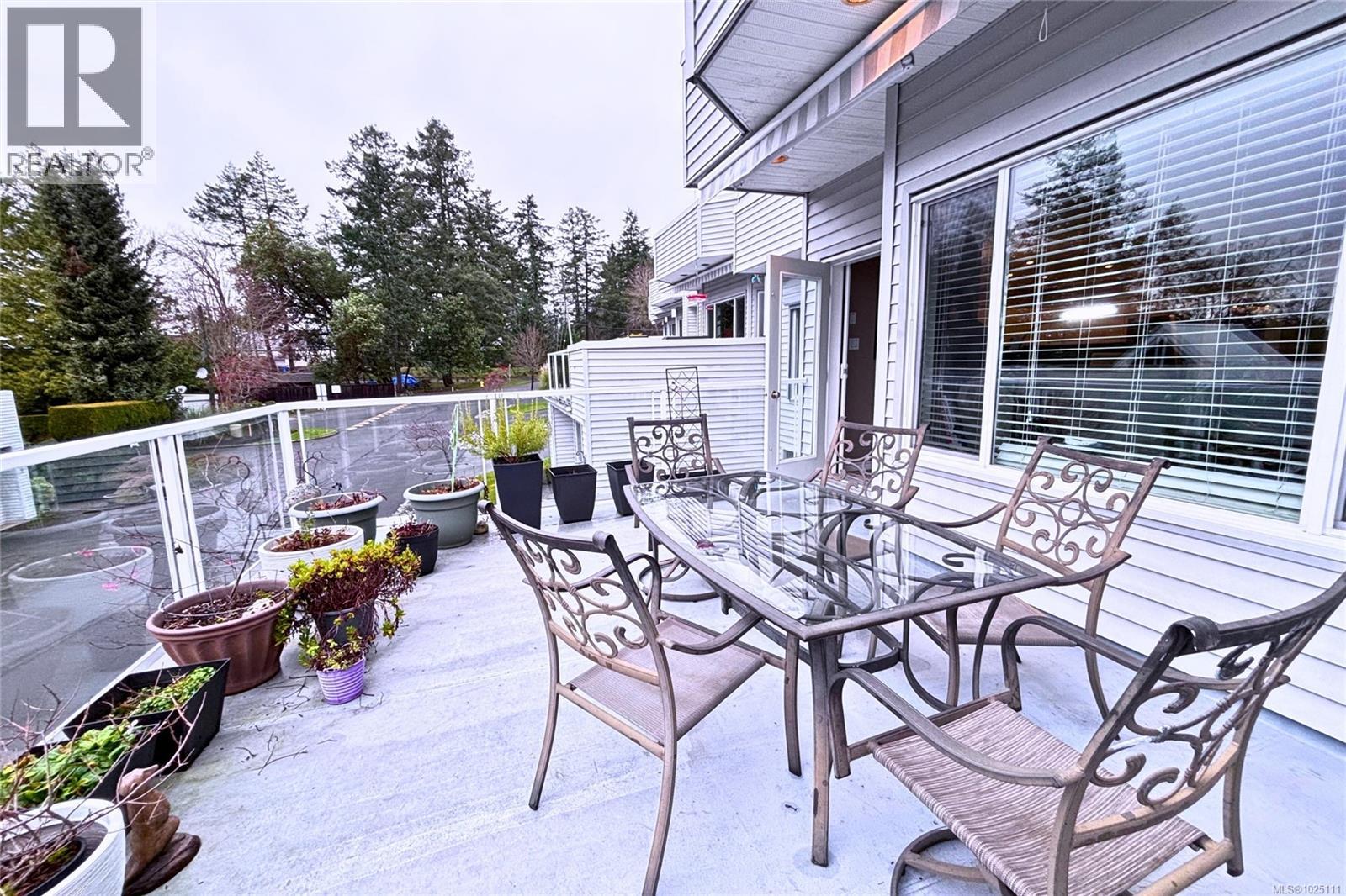 For Sale: 16 1600 Brynmarl Rd, Nanoose Bay, ON | 4 Bed, 3 Bath House for $295,000. See 26 photos!