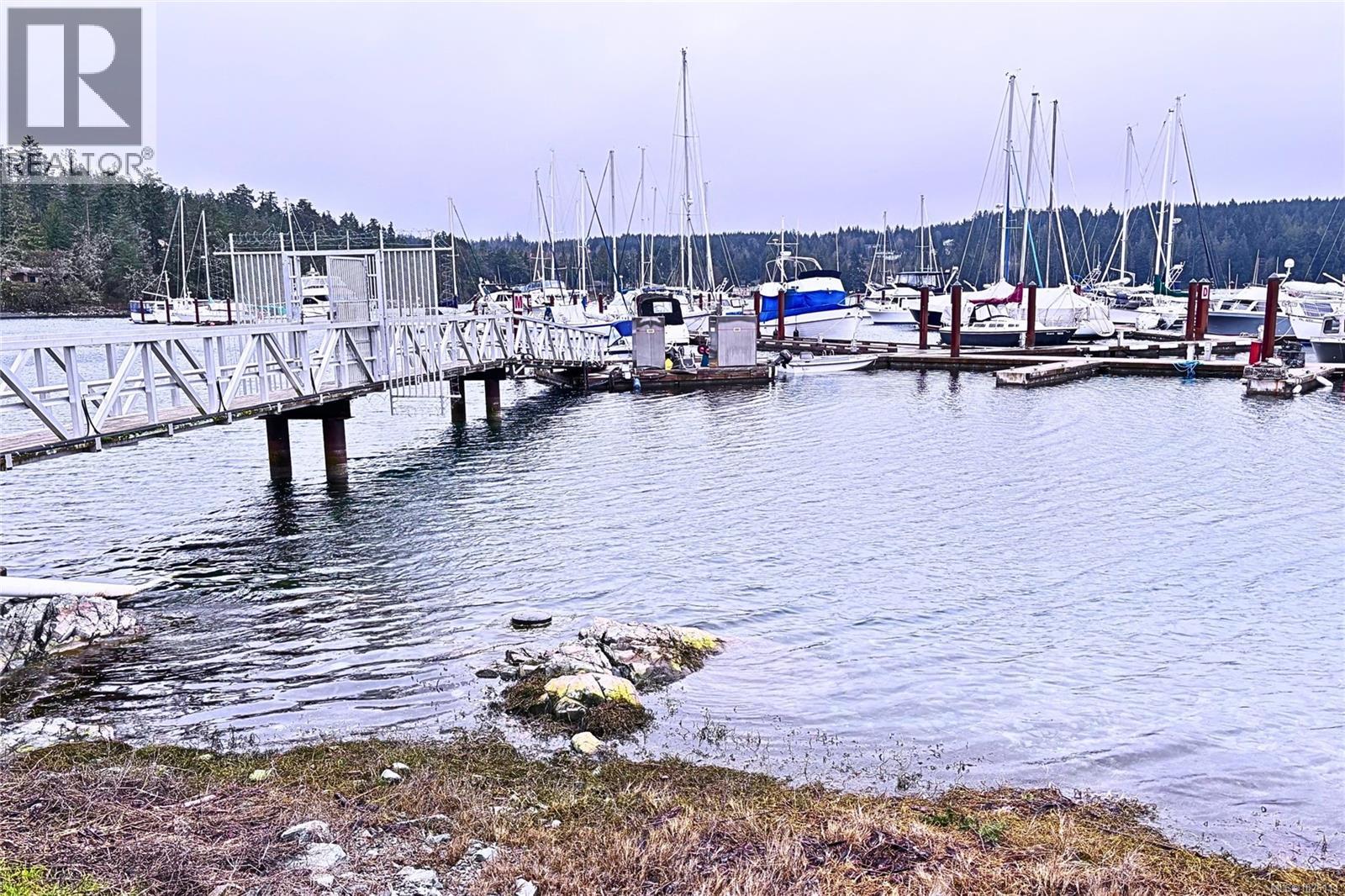 For Sale: 16 1600 Brynmarl Rd, Nanoose Bay, ON | 4 Bed, 3 Bath House for $295,000. See 26 photos!