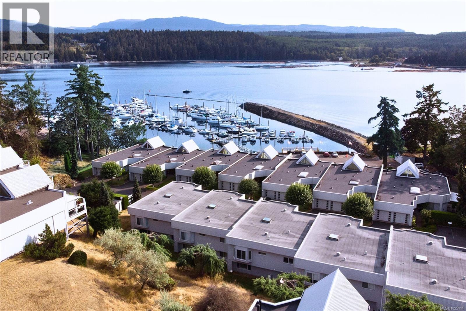 For Sale: 16 1600 Brynmarl Rd, Nanoose Bay, ON | 4 Bed, 3 Bath House for $295,000. See 26 photos!