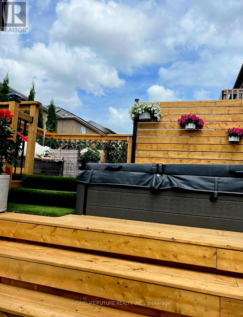 130 Tango Crescent, Newmarket, Ontario  L3X 0K4 - Photo 49 - N12755372